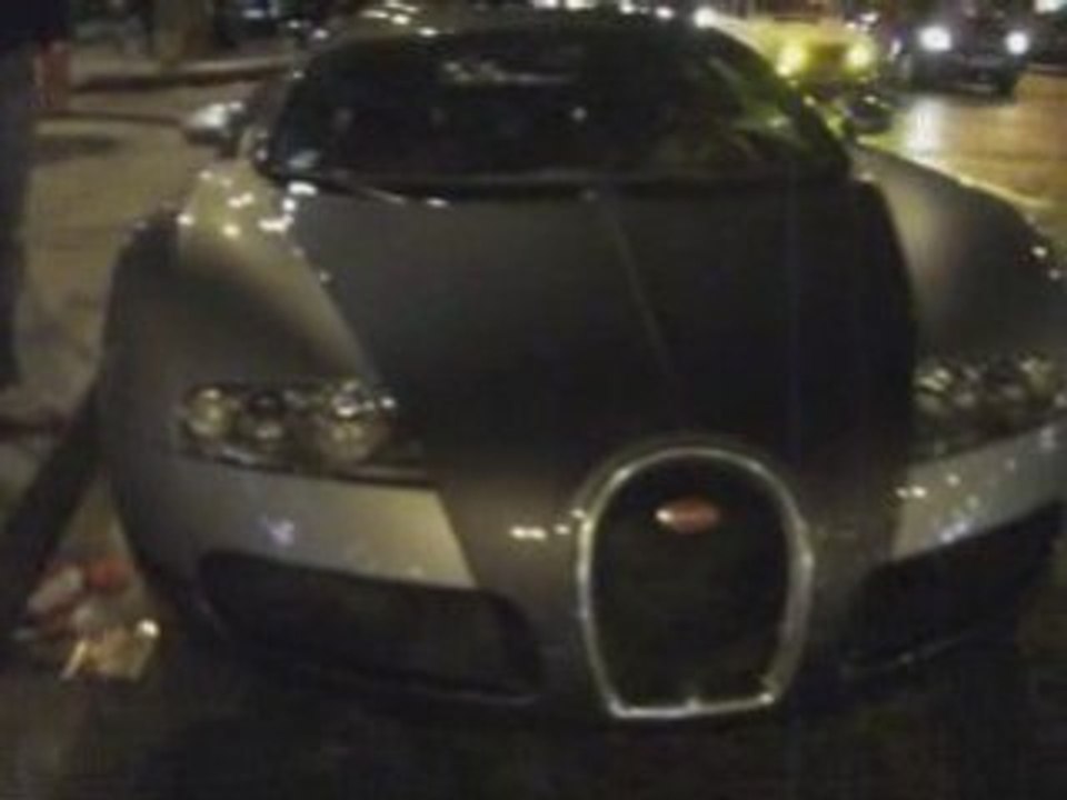 Bugatti veyron à Paris