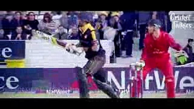 Top 10 Weirdest Batting Shots Played In Cricket Ever - PNP SPORTS