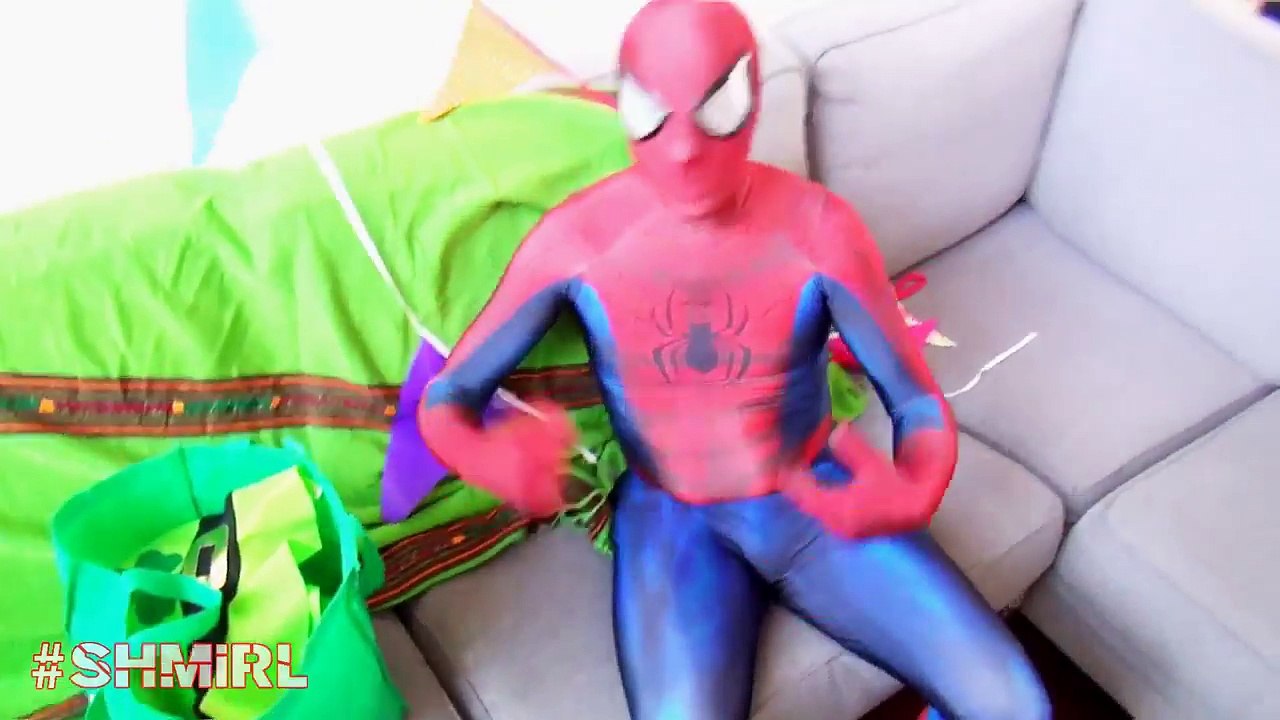 SPIDERMAN PRANK st Patricks Day CRAZY JOKER ft SHREK HULK Funny Superhero Movie in Real Life SHMIRL