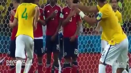 12 FOOTBALLERS CRAZY KNUCKLEBALL GOALS