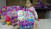 CUTE DISNEY PRINCESS GLITZI GLOBES Toys PlayDoh Surprise Egg Surprise Toys Kid Friendly Toy Review