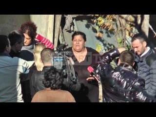 Report TV - Rrëfen nëna: Lashë gjellën në zjarr, dola për kafe