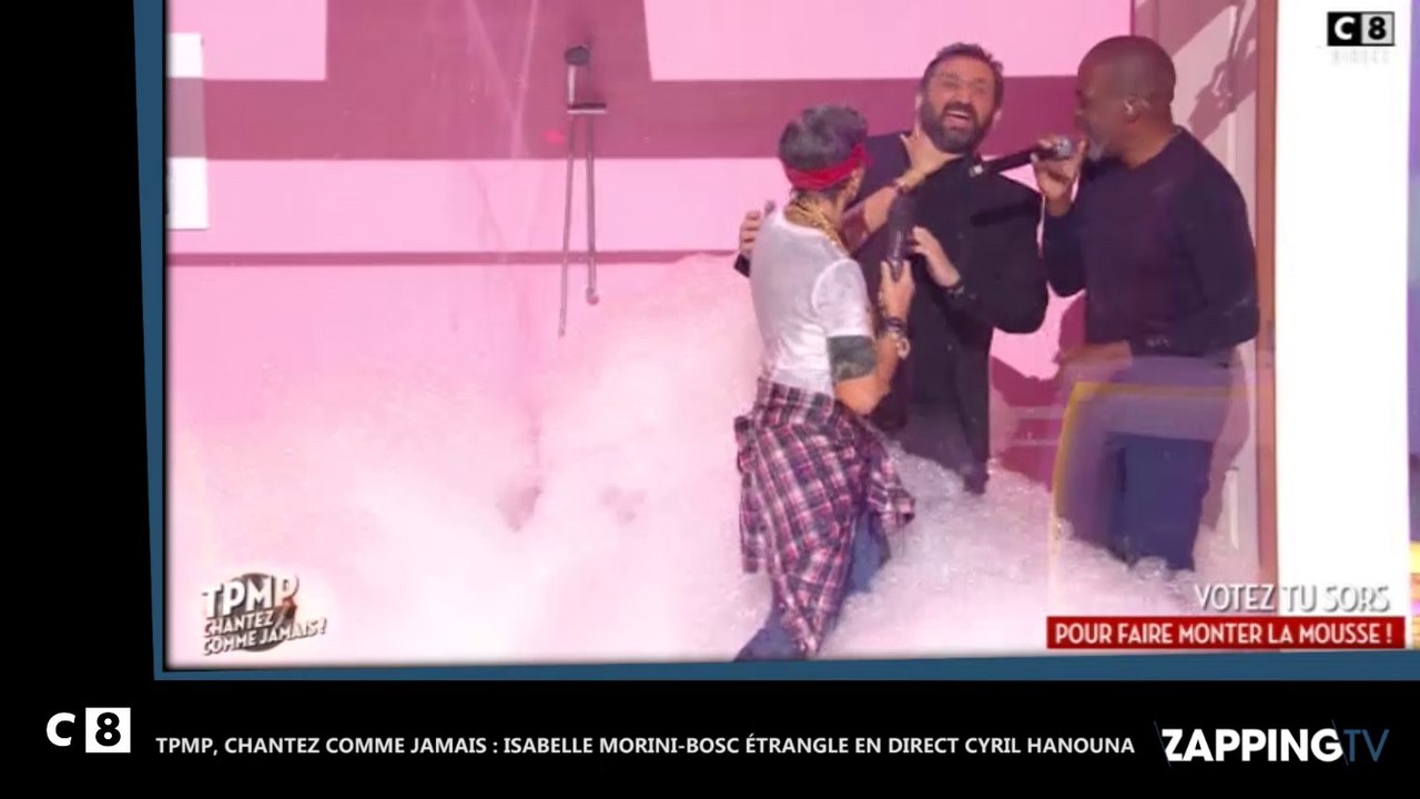 TPMP, chantez comme jamais : Isabelle Morini-Bosc étrangle Cyril Hanouna en plein direct (Vidéo)