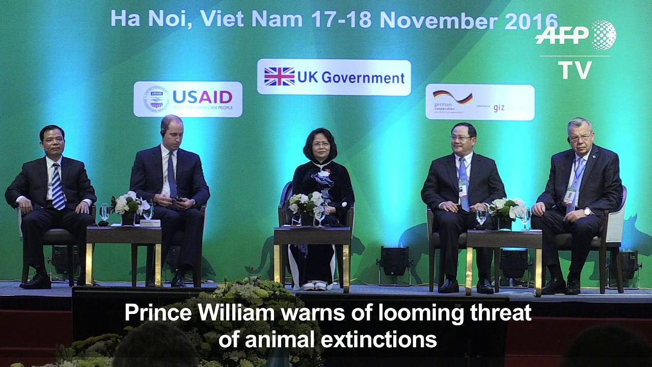 Prince William warns of looming threat of animal extinction