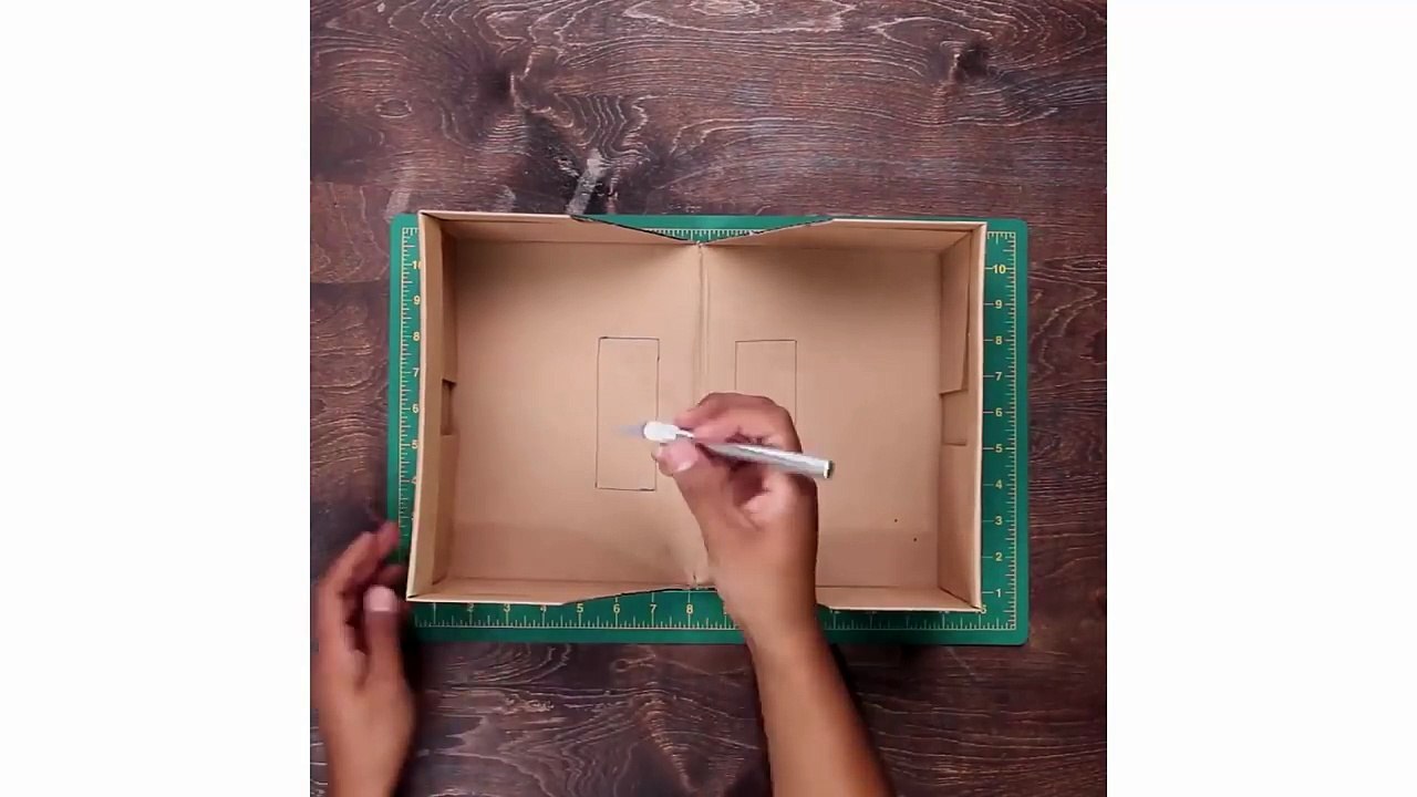 Ne jetez plus les boites de chaussures au recyclage! Elles sont très utiles et pour tout un tas de trucs!