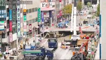 La reconstruction de la route de Fukuoka après le terrible glissement de terrain au japon