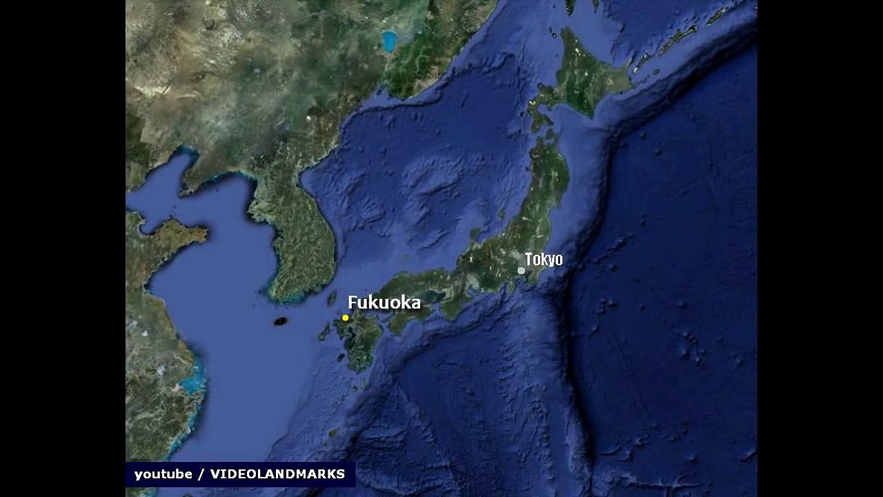 Effondrement d'une route à Fukuoka - Japon