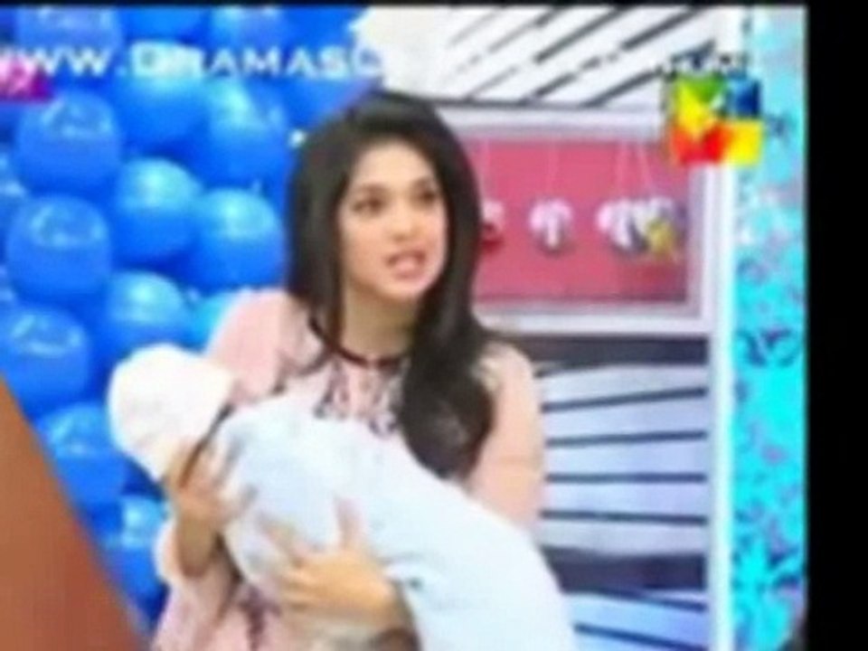 Sanam Jung With Her New Born Baby