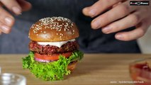 Un burger ENTIEREMENT à base de plantes