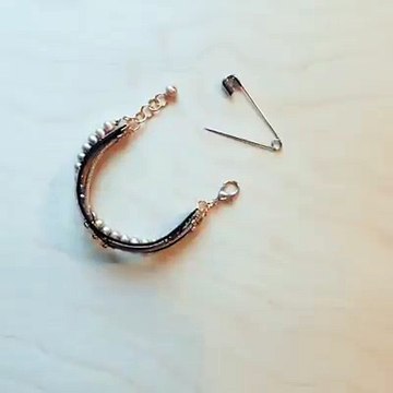 Bileklik Takmak Bu Kadar Kolay :)