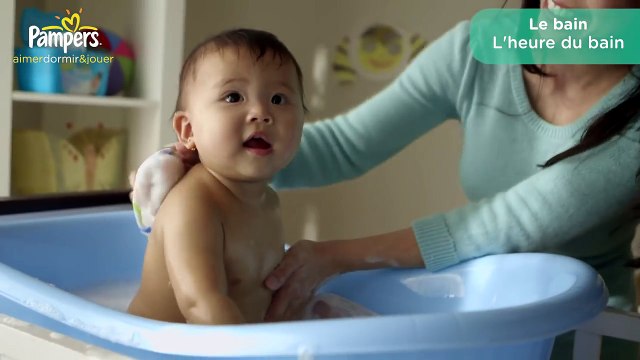 Conseils pour les parents - Le bain de bébé - Pampers