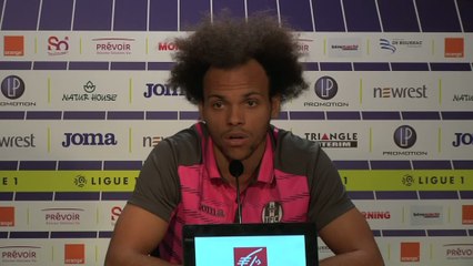 Video herunterladen: Foot - L1 - TFC : Braithwaite «Je vais marquer beaucoup de buts»