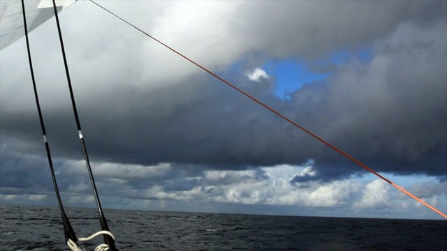 J12 : Illustration du Pot au Noir par Kito de Pavant / Vendée Globe