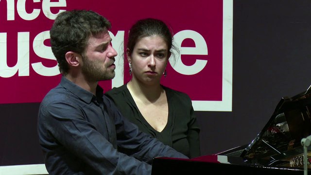 Johannes Brahms : 3 Intermezzi op. 117 par Adam Laloum