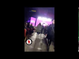 Studentja sulmon me salcë ministren Nikolla - Top Channel Albania - News - Lajme