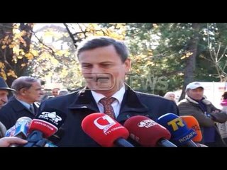 Ora News – Shkodër, ambasadori hungarez: Të hapen dosjet e komunizmit