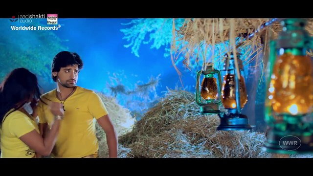 Dhak Se Dhadak Jaala Chhatiya - BHOJPURI HOT SONG _ Rakesh Mishra,Tanushree