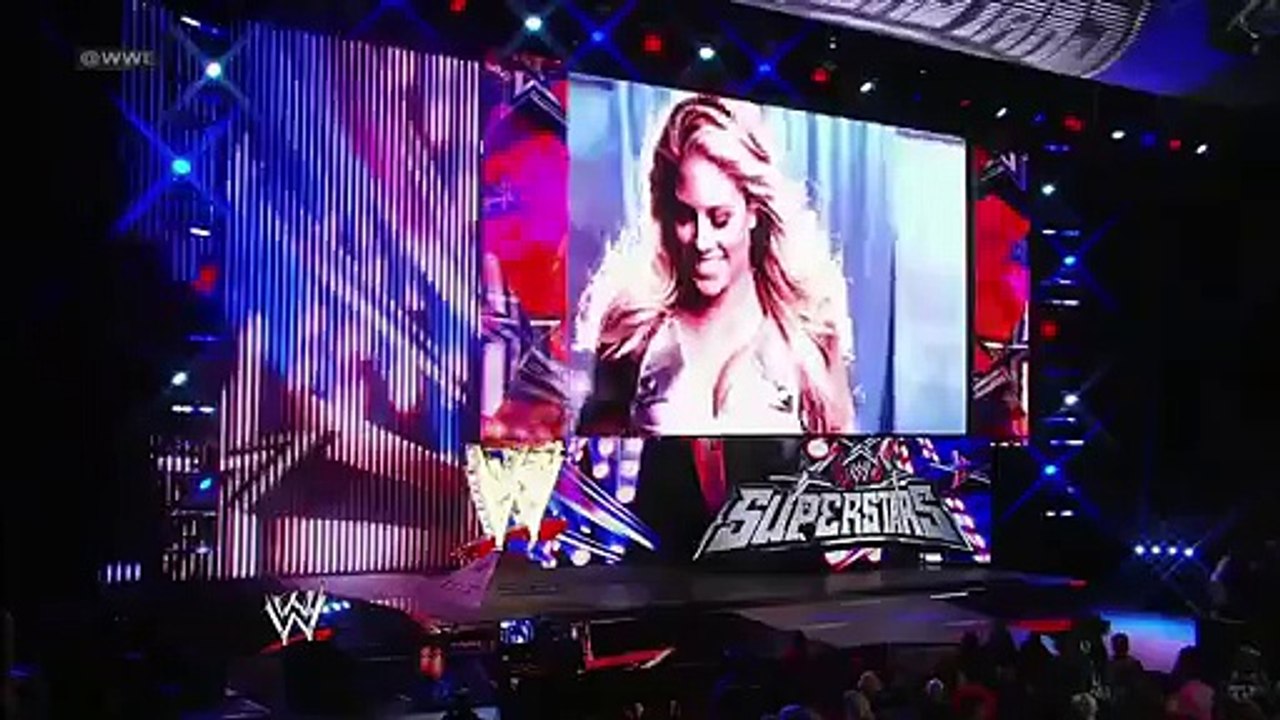 WWE Superstars Kelly Kelly vs Maxine