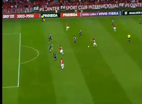 Valdivia Goal HD - Internacional	1-0	Ponte Preta 18.11.2016