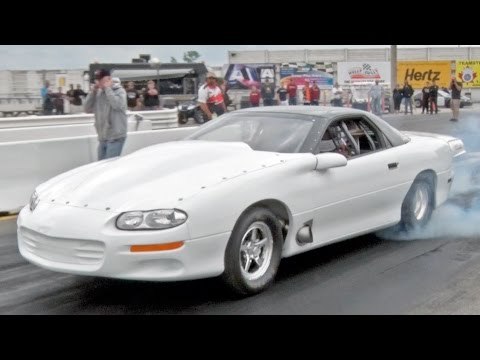BIG BLOCK Camaro Gets LOOSE at NO PREP!