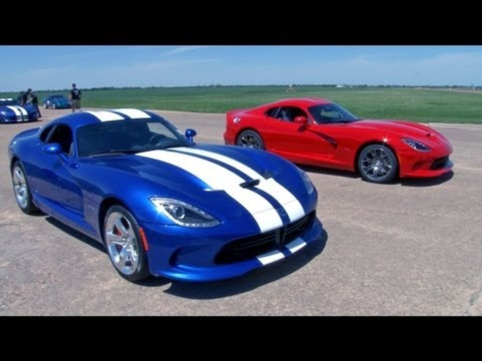 Two 2013 Vipers Race!