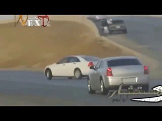 HEM DRİFT - HEM KAZA - HEM DAYAK =)