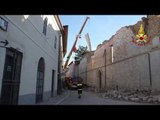 Norcia - Terremoto. Recupero trave Chiesa di San Francesco (17.11.16)