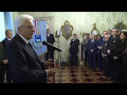 Roma - Mattarella conferisce la Medaglia d'Oro al Merito civile alla Città di Matera (17.11.16)