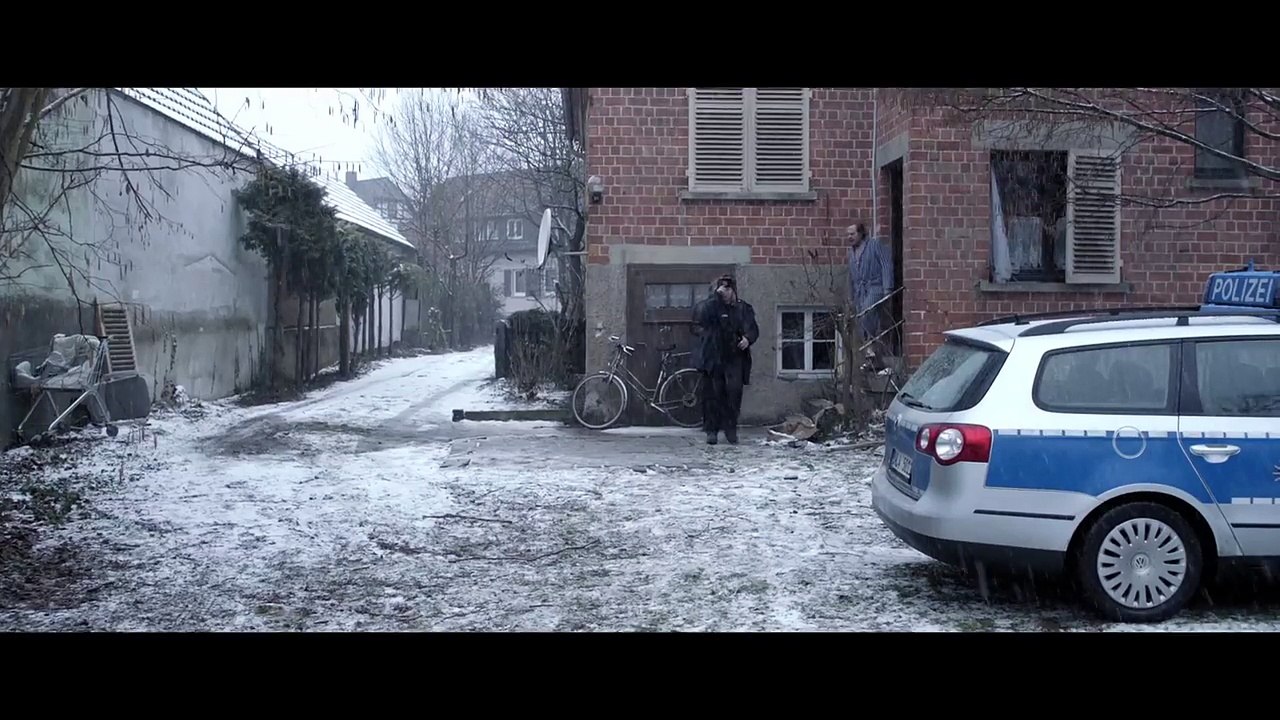 FilmTrailerHD - Trash Detective