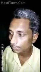 Antic-Indian-Uncle-Singing-vs-Street-Dogs