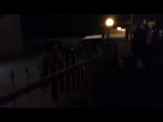 Ora News - Lirohet studentja që leu me salcë Nikollën: Rezistenca vazhdon!