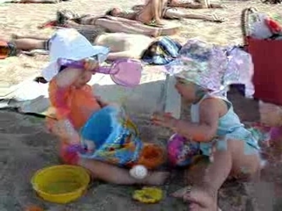 Les cops à la plage