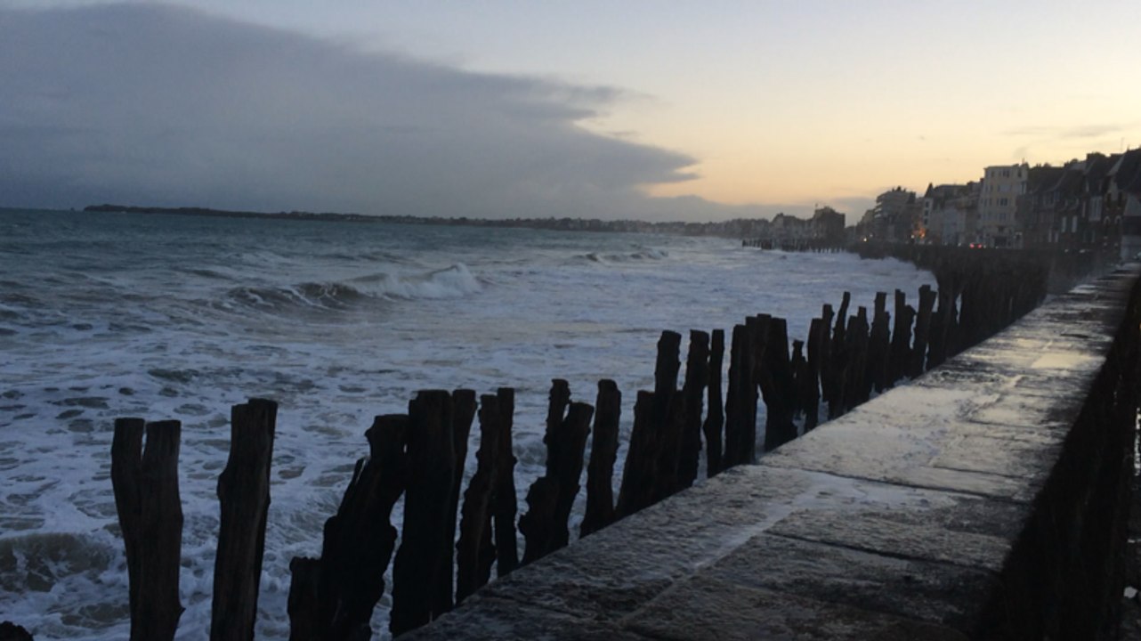 Grande marée et belles vagues