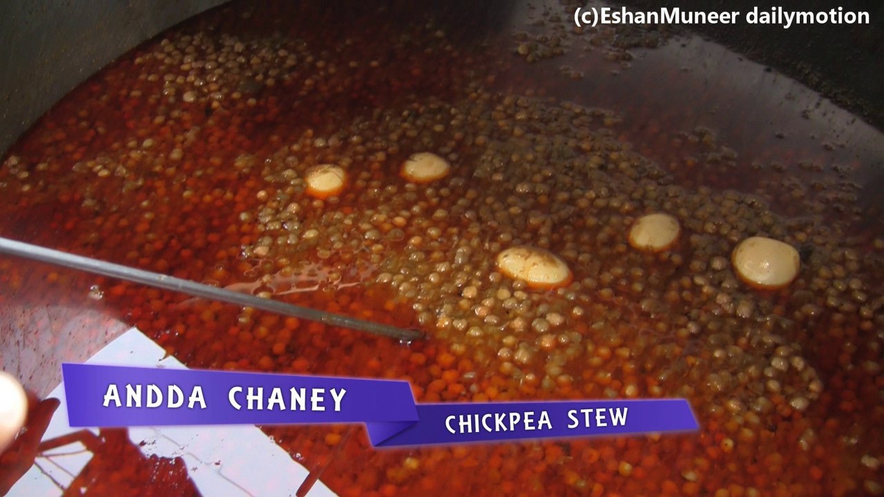 Chaney Lahori Style | Chickpea with Boiled Eggs | Lahore Street Food II