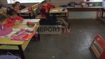 Report TV - Lezhë, shkollat pa ngrohje nxënësit: Duhet të vishemi trashë