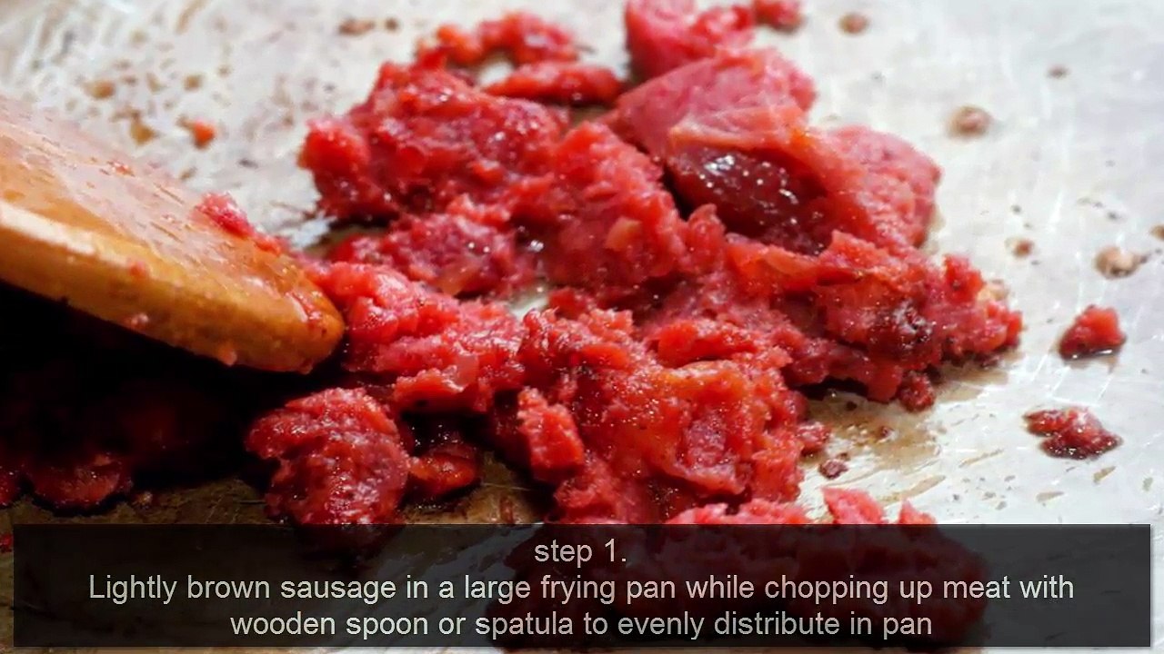 How to Make Breakfast Chili
