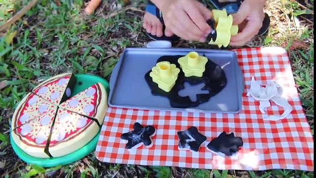 GIANT PLAY KITCHEN Make Play-Doh OREO COOKIES Cooking Baby Eli Pretend Play Little Tike BBQ