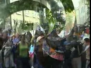 Au fil de la rue des chevaliers Festival Aurillac 2007