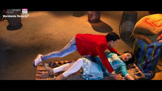 Duniya Jaye Chahae Bhad Me - DINESH LAL YADAV,AAMRAPALI DUBEY- FULL BHOJPURI HOT SONG