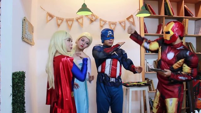 Frozen Elsa Kissing Captain America? w/ Spiderman Superwoman Iron Man Venom ! Superhero In Real Life