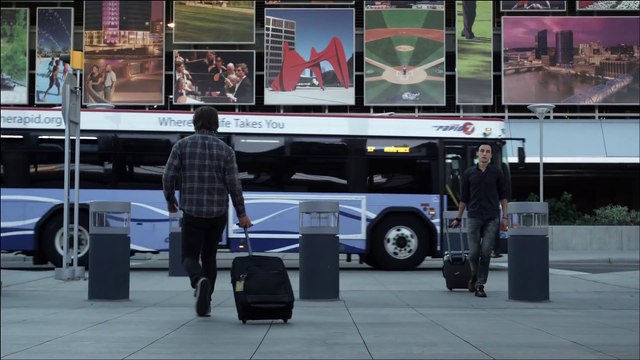 Luggage That Moves You ! 3-wheeled luggage Scooter !