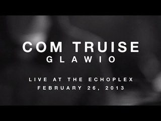 Com Truise performs "Glawio" - Live at Check Yo Ponytail