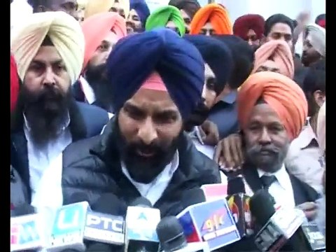 ਮਜੀਠੀਆ ਨੇ 'ਆਪ' ਨੂੰ ਕਿਹਾ 'ਪਾਪ' ਪਾਰਟੀ ਅਰਵਿੰਦ ਕੇਜਰੀਵਾਲ ਨੂੰ ਧੋਖੇਬਾਜ਼, ਘੁੱਗੀ ਨੂੰ ਕਬੂਤਰ (1)