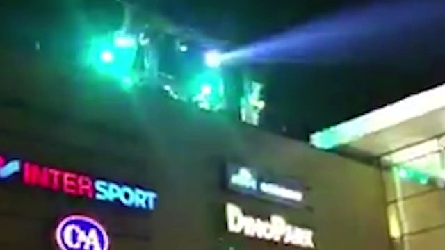 Justin Bieber VS Selena Gomez At American Music Awards