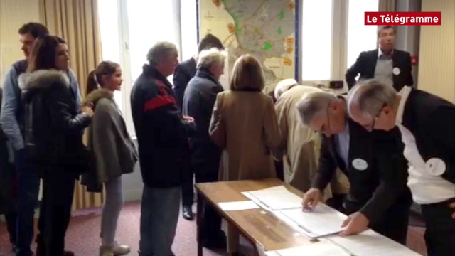 Primaire à droite. Près de 500 votants à 13h à Morlaix