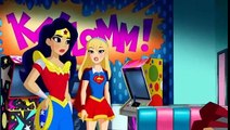 DC SUPER HERO GIRLS: HERO OF THE YEAR (Español Latino)