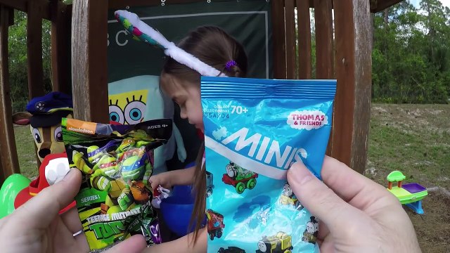 FROZEN ANNA BIG EASTER EGG HUNT FOR SURPRISE EGGS + Egg Surprise Opening Toy Surprises