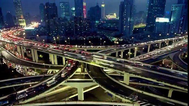 Почему мы вынуждены так много работать?