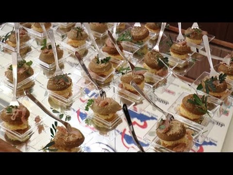 Napoli - Le eccellenze campane col "Vesuvio nel Cuore" (18.11.16)