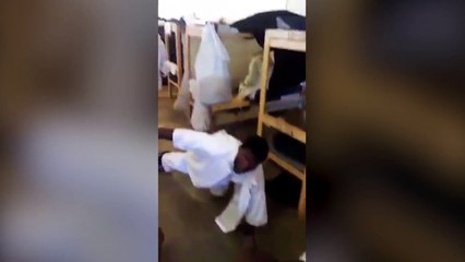 Les détenus d’une prison d’Alabama réalisent un Mannequin Challenge illégalement